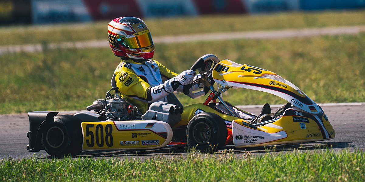 Stavros Tsotsos Francia, FIA Karting Academy Junior-Trophy 2026, Circuito Internazionale Napoli Stavros Tsotsos Francia fährt im gelb-weißen Kart mit der Startnummer 508 auf der Rennstrecke der FIA Karting Academy Junior-Trophy auf dem Circuito Internazionale Napoli.
